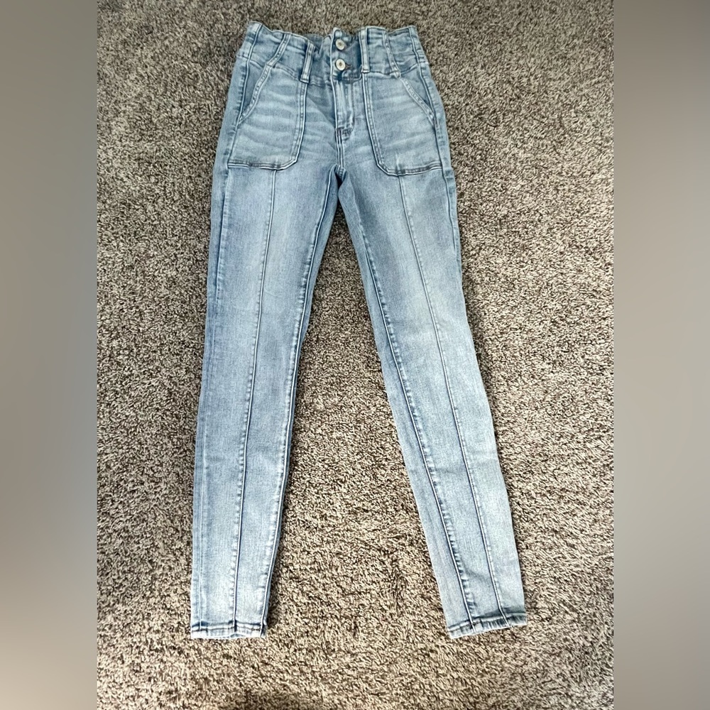 American eagle blue jeans